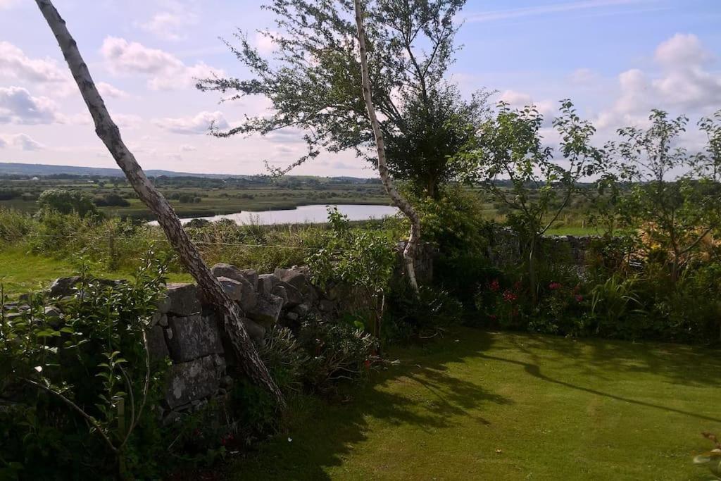 The Burren Art Gallery Built In 1798 Villa Tubber Exterior foto