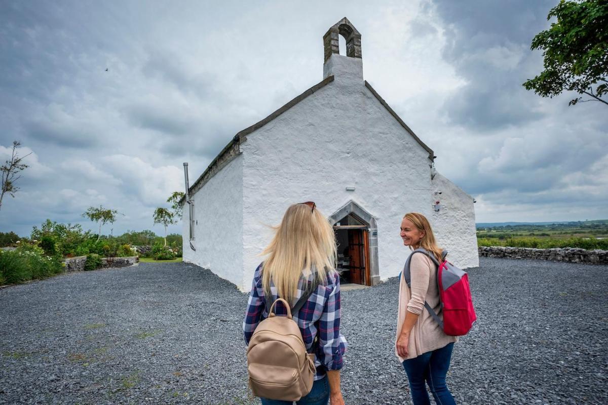 The Burren Art Gallery Built In 1798 Villa Tubber Exterior foto